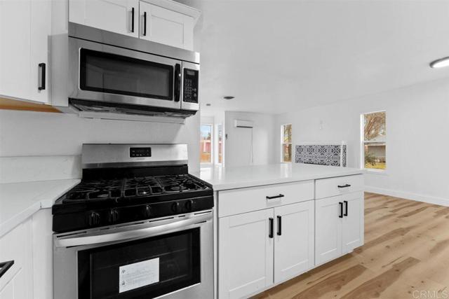 Detail Gallery Image 4 of 29 For 2163 4th St, Oroville,  CA 95965 - 3 Beds | 1 Baths