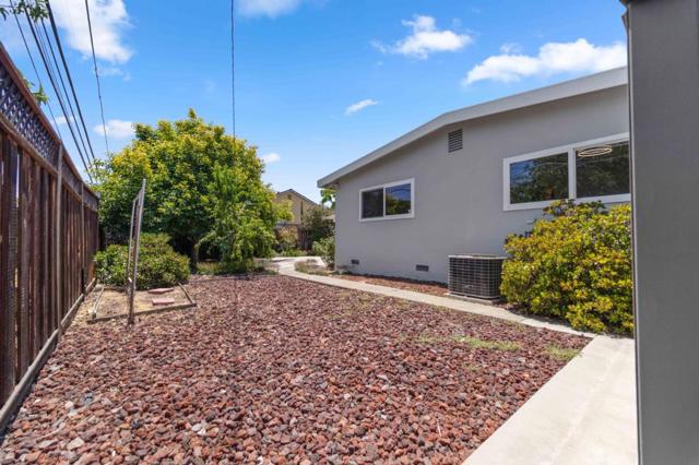 3118 Jenkins Avenue, San Jose CA: https://media.crmls.org/mediaz/468e020b-0137-4f18-9fc3-2bf58ec2d1c9.jpg