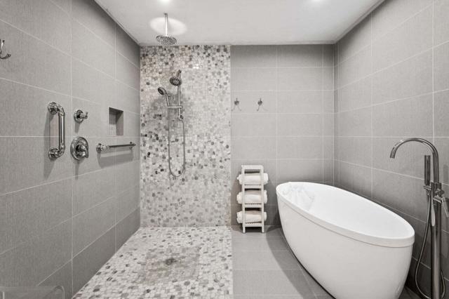 72815 Tampico Drive, Palm Desert CA: https://media.crmls.org/mediaz/468e0f06-21bf-40ad-96ef-b27b8a0feb05.jpg