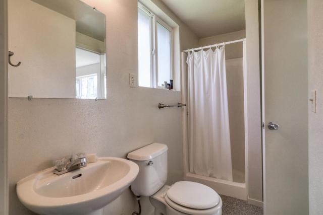 500 El Caminito Road, Carmel Valley CA: https://media.crmls.org/mediaz/468e6ed8-c9b7-4f36-8966-9cdc1265385d.jpg