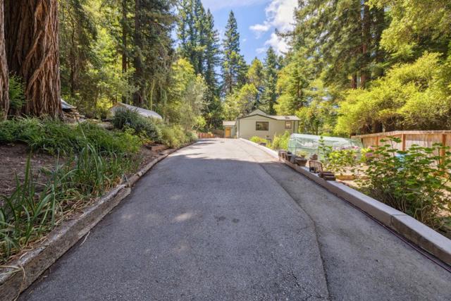 12256 La Lena Street, Felton CA: https://media.crmls.org/mediaz/468f14d3-851b-4b8c-9c99-e615d8a1ce9a.jpg
