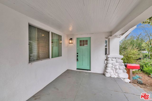 1304 -1306 W 48th Street, Los Angeles CA: https://media.crmls.org/mediaz/468f3423-9ac0-41b7-9788-0055dc16ff12.jpg