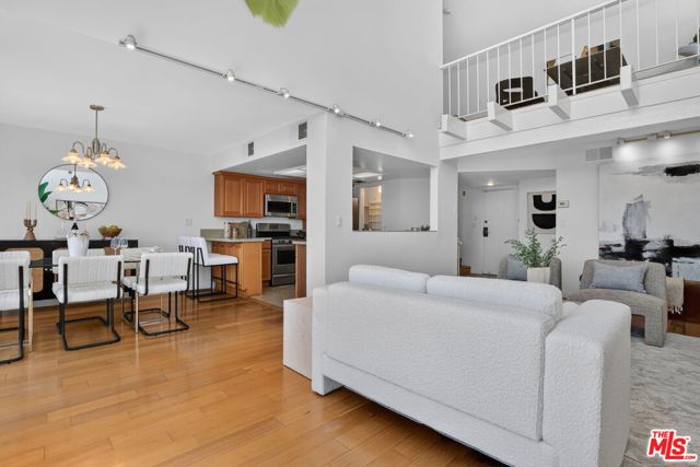 2677 Centinela Avenue, 401 photo 7