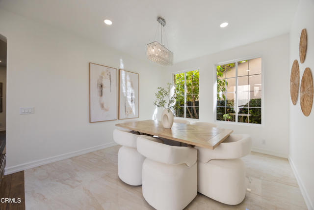 Detail Gallery Image 14 of 68 For 827 W Heritage Oak Ct, Altadena,  CA 91001 - 6 Beds | 5 Baths