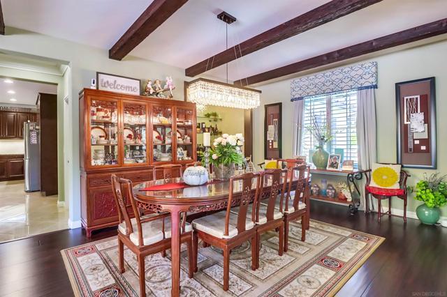 466 Agua Vista Dr, Chula Vista CA: https://media.crmls.org/mediaz/4691b1c3-5d7b-4192-8da2-f8d8881c87b0.jpg