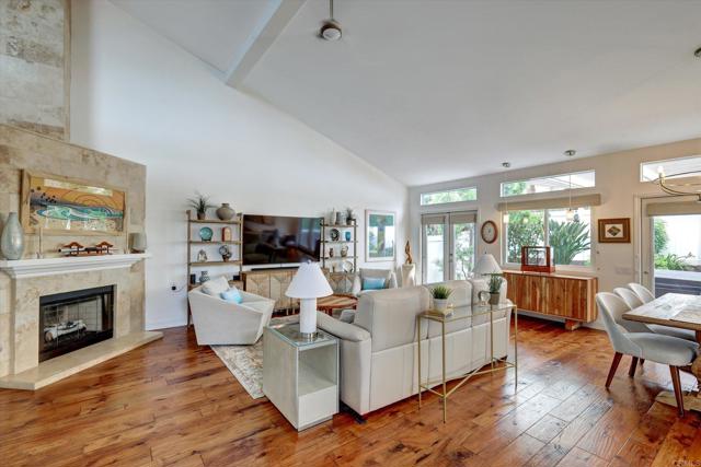 3372 Corsica Way, Oceanside CA: https://media.crmls.org/mediaz/4691f347-01bb-4ac4-b0c3-fba7610750f3.jpg