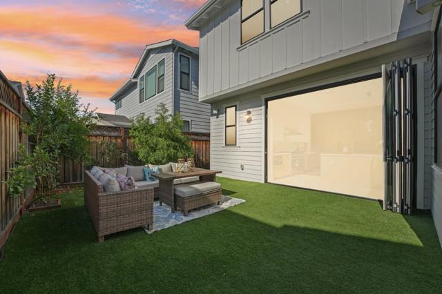 709 Vinemaple Terrace, Sunnyvale CA: https://media.crmls.org/mediaz/4694f648-46dd-4173-99f4-009c7212925e.jpg