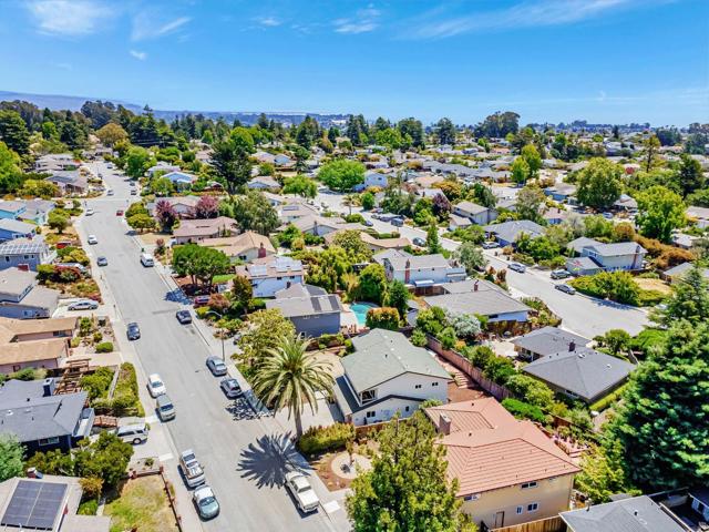 239 Segre Place, Santa Cruz CA: https://media.crmls.org/mediaz/469637db-74cf-4ea1-933f-01dc9b33c172.jpg