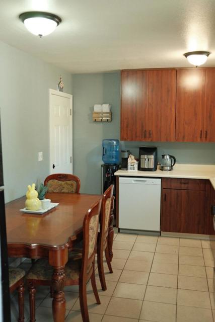 101 Maple Street, Modesto CA: https://media.crmls.org/mediaz/4696a081-7555-4833-8dc5-3a9fe0c0781f.jpg