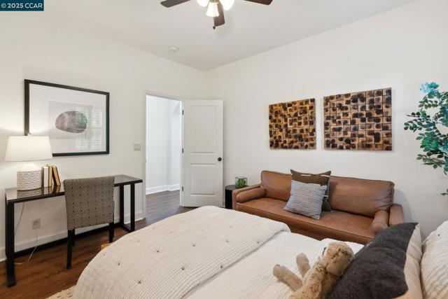 492 Calico Ct, San Ramon CA: https://media.crmls.org/mediaz/4696d9cc-425e-4063-9968-f41b104b480a.jpg