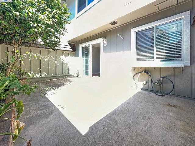 2857 Fountainhead Dr, San Ramon CA: https://media.crmls.org/mediaz/46971a31-250c-4977-ad3d-6072850d5c0a.jpg