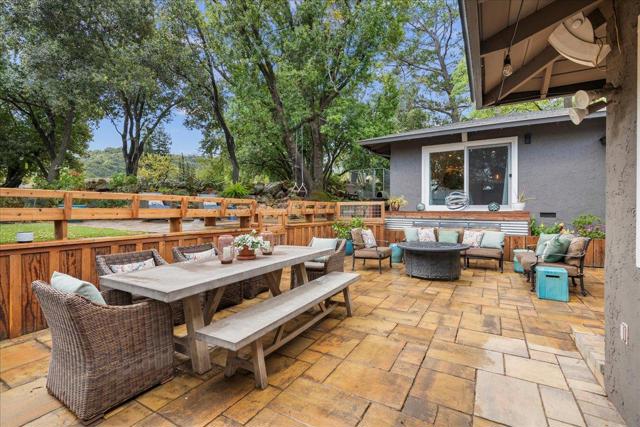 6641 Leyland Park Drive, San Jose CA: https://media.crmls.org/mediaz/46973ad7-b450-4542-a4f2-e8e927681822.jpg
