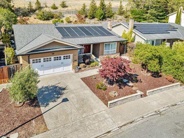 1741 Los Altos Drive, San Mateo CA: https://media.crmls.org/mediaz/4697f4e6-4835-4b1e-9524-f307af4f1702.jpg