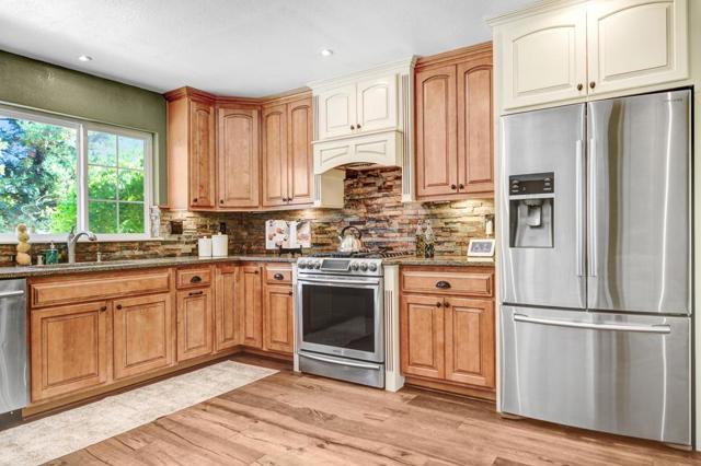 150 El Portola Drive, Sonoma CA: https://media.crmls.org/mediaz/4698e904-1731-4dd6-b910-89b6a9786b5f.jpg