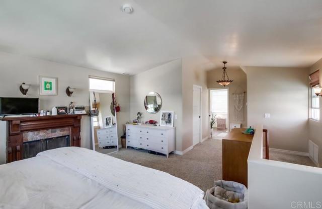 4141 Whittier Street, Ocean Beach (San Diego) CA: https://media.crmls.org/mediaz/469969e3-2683-419a-889e-7c5b01f65d65.jpg