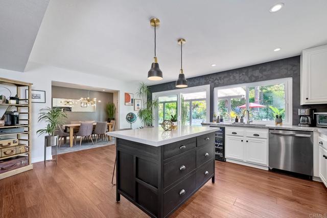 Detail Gallery Image 14 of 37 For 4129 Terry St, Oceanside,  CA 92056 - 4 Beds | 2/1 Baths