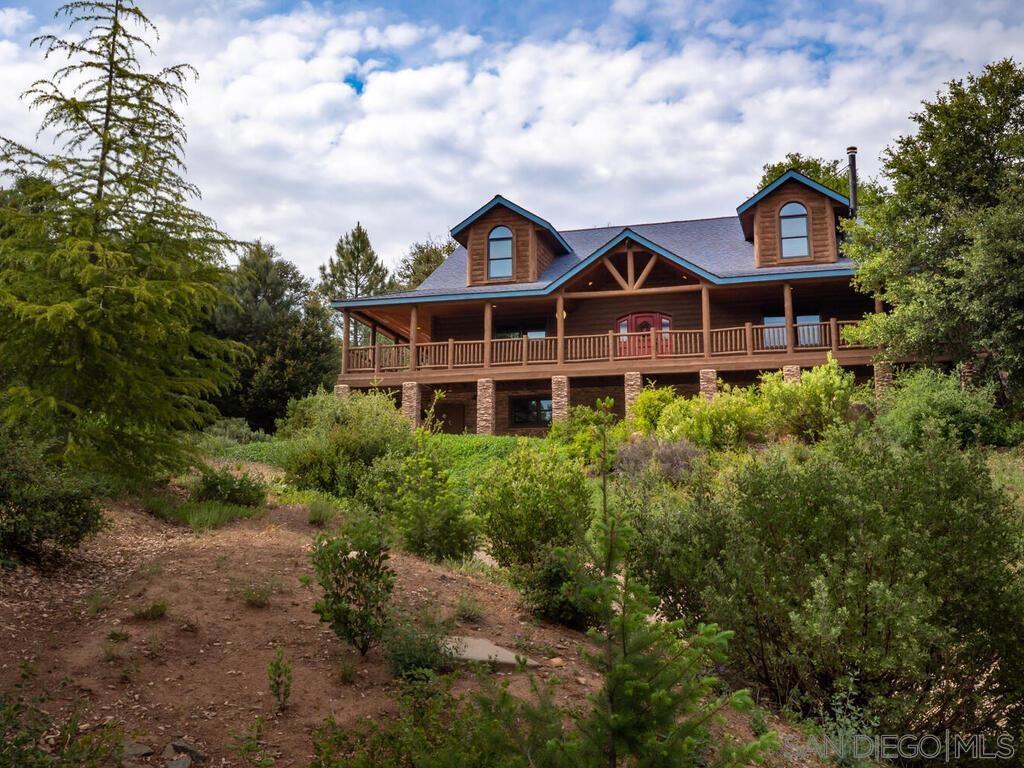 1068 W Incense Cedar Road