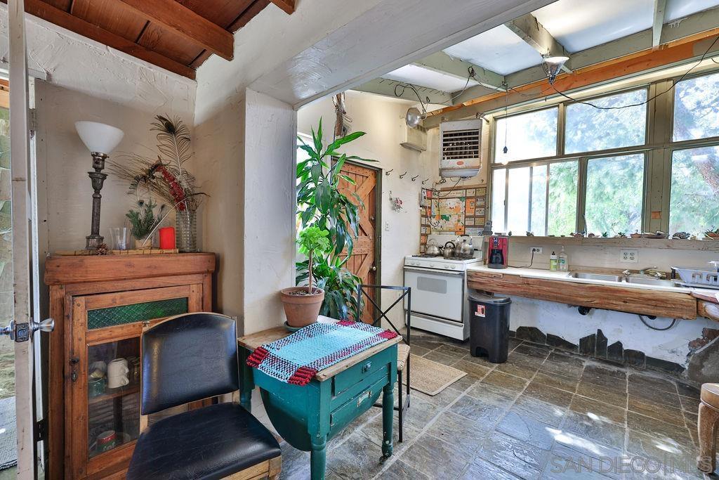 MLS #250037879SD image #16