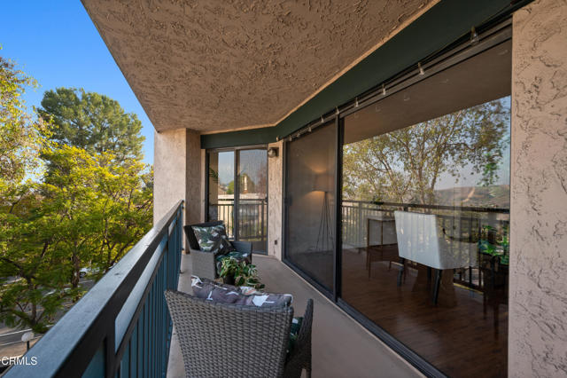 Detail Gallery Image 26 of 39 For 4499 via Marisol #302,  Los Angeles,  CA 90042 - 2 Beds | 2 Baths