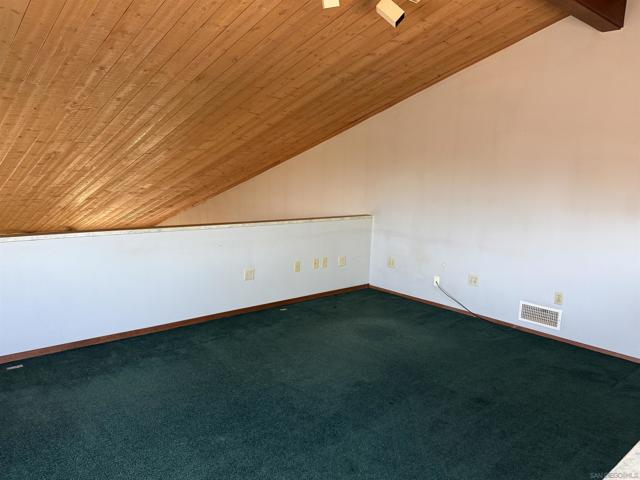 6056 Winfield Ave, La Mesa CA: https://media.crmls.org/mediaz/469bbde8-d31b-4834-96b2-fe8a8953c324.jpg