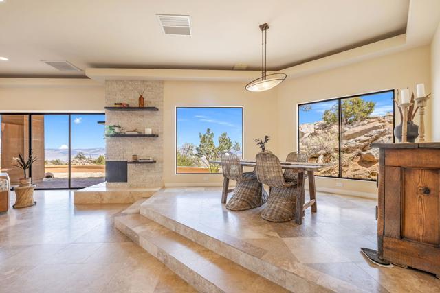 Image 11 of 75 For 61474 Hanging Rock Lane