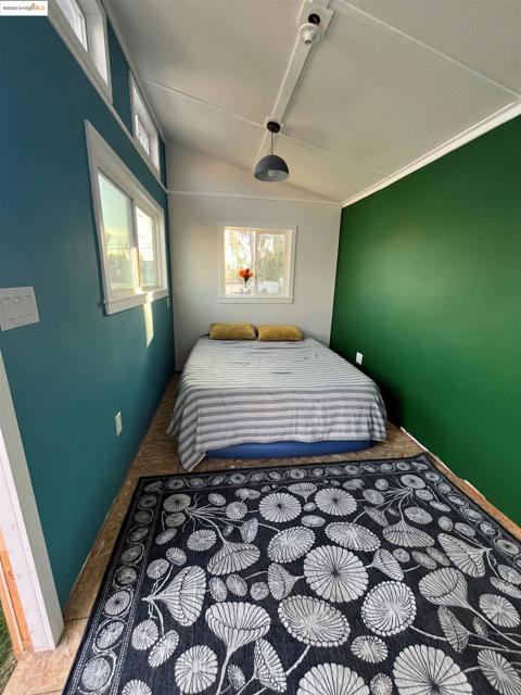 5218 Sandmound Blvd, Oakley CA: https://media.crmls.org/mediaz/469d0978-fe36-48e9-bb4a-76de366ca5c3.jpg