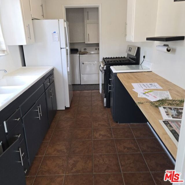 505 Venice Way photo 6
