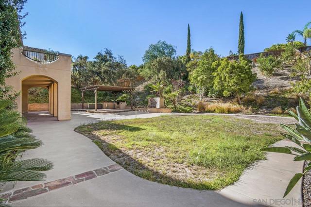 2957 Ranch Gate Rd, Chula Vista CA: https://media.crmls.org/mediaz/469d65a7-3fb5-4415-b842-722092d33071.jpg