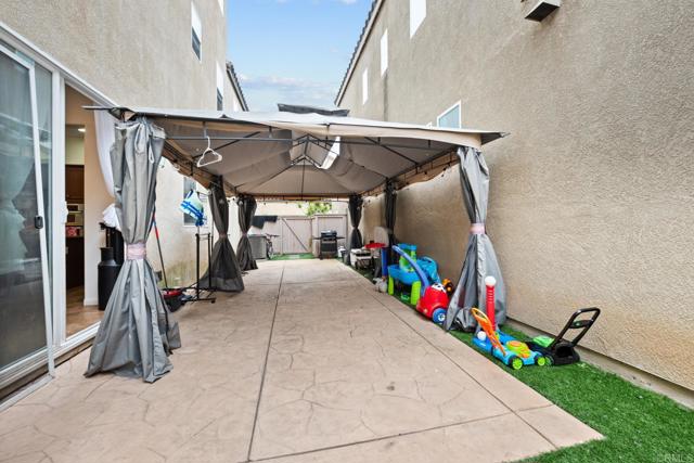 Detail Gallery Image 36 of 41 For 1683 Kincaid Ave, Chula Vista,  CA 91913 - 4 Beds | 4 Baths