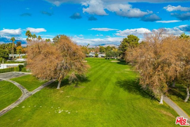 425 S Paseo Laredo, Cathedral City CA: https://media.crmls.org/mediaz/469deed2-dc25-4fac-b79a-b6f49fafb79f.jpg