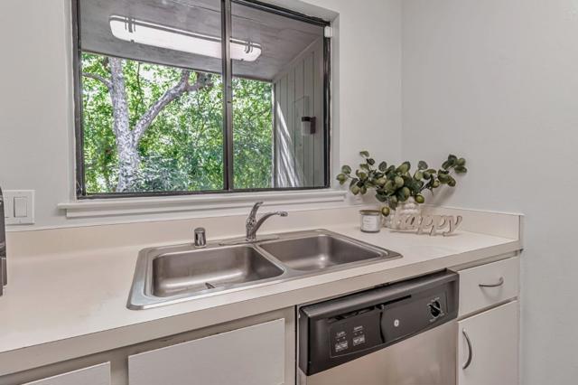 3033 Kaiser Drive, Santa Clara CA: https://media.crmls.org/mediaz/469e9f95-84f8-4367-ac66-a53bd6491f57.jpg