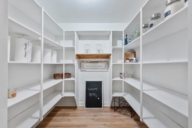 6840 Southside Road, Hollister CA: https://media.crmls.org/mediaz/469f26fe-ad6d-46ed-932f-1ea72d3d294e.jpg