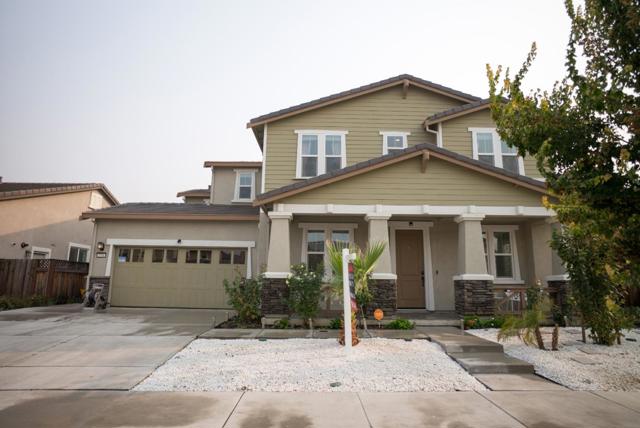 574 Mandevilla Drive Brentwood, California Large family home with spacious kitchen - including large granite island and a side nook or office, side covered patio, and a huge easy-to-maintain backyard, complete with large covered pergola and is perfect for large get-together or celebrations. This dream home has 5 bed rooms; one is located downstair, with full bath, for easy access. Master bedroom features a stunning bathroom and a huge walk-in closet filled with natural light. One of the upstair bedrooms also features private full bath.