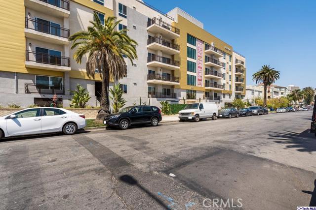 Image 2 for 2939 Leeward Ave #509, Los Angeles, CA 90005