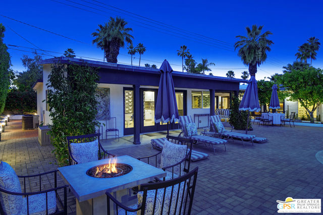 830 N Riverside Drive, Palm Springs CA: https://media.crmls.org/mediaz/46a0acbb-1237-4a70-82ae-6de4d22855ab.jpg
