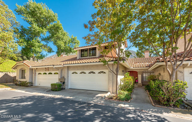 6208 Corte Antigua, Camarillo CA: https://media.crmls.org/mediaz/46a101e9-d621-4205-8f76-832b4622f656.jpg