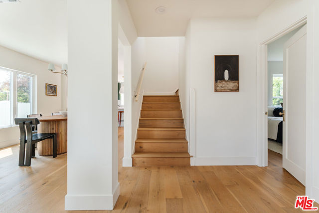2221 Virginia Road, Los Angeles CA: https://media.crmls.org/mediaz/46a130bf-583a-482d-b566-3b21a06d919c.jpg