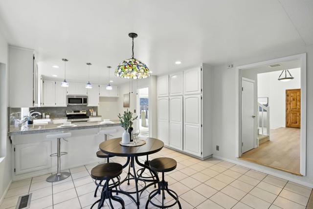 7270 Alder Spring Way, San Jose CA: https://media.crmls.org/mediaz/46a192ac-37a4-4417-9a19-8dc7bf5d2029.jpg