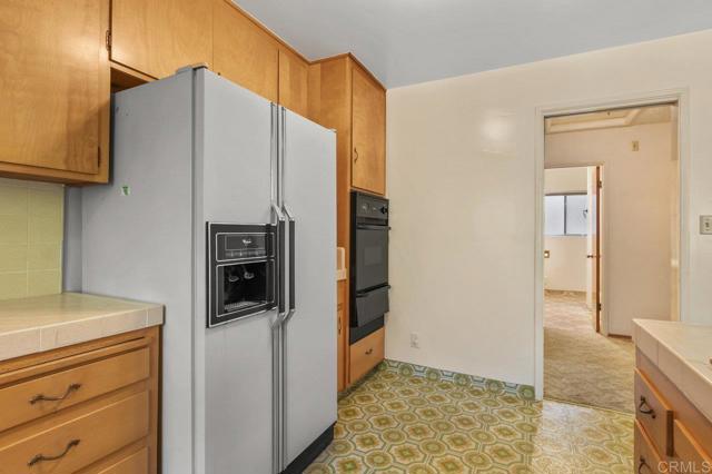 3448 Goldfinch Street, San Diego CA: https://media.crmls.org/mediaz/46a19428-c407-4f44-8dd6-51fce3163288.jpg