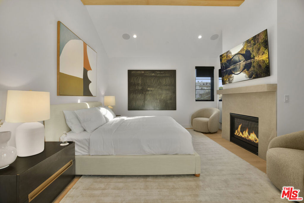 MLS #25619867 image #28