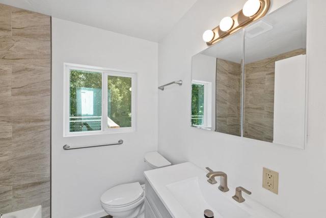 475 Riverview Drive, Boulder Creek CA: https://media.crmls.org/mediaz/46a264d4-45ad-48c2-b865-98b93d8d3f00.jpg