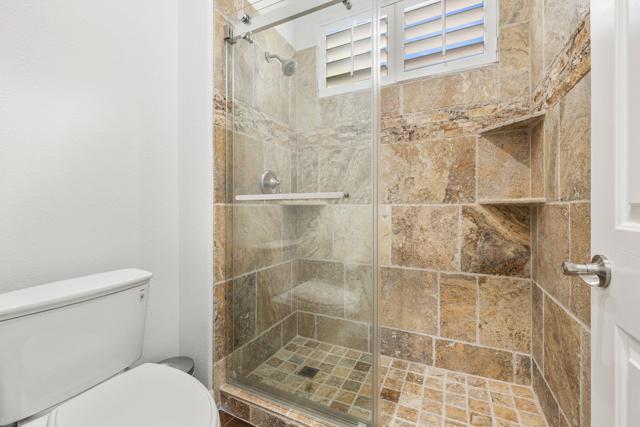 19 Sherwood Road, Rancho Mirage, CA 92270