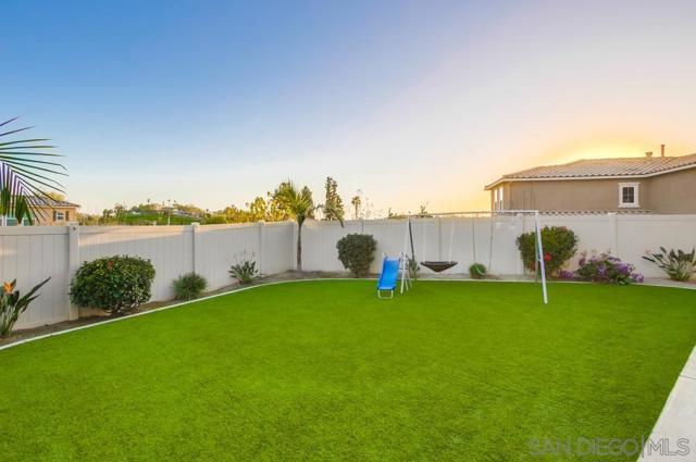 Image 68 of 75 For 9221 Helix Mesa Way
