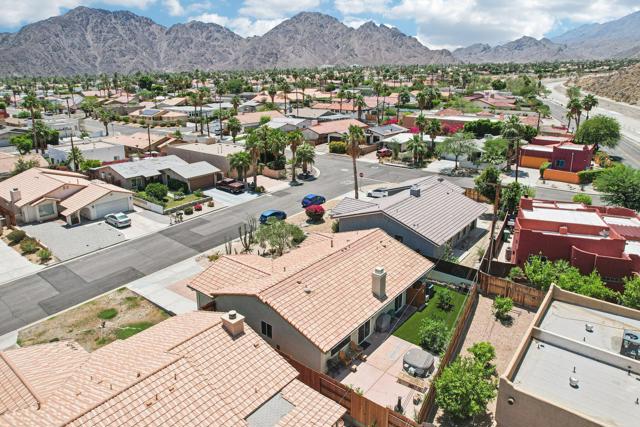 52165 Avenida Cortez, La Quinta CA: https://media.crmls.org/mediaz/46a3efbd-79b4-43c7-b038-2e8b951117b0.jpg
