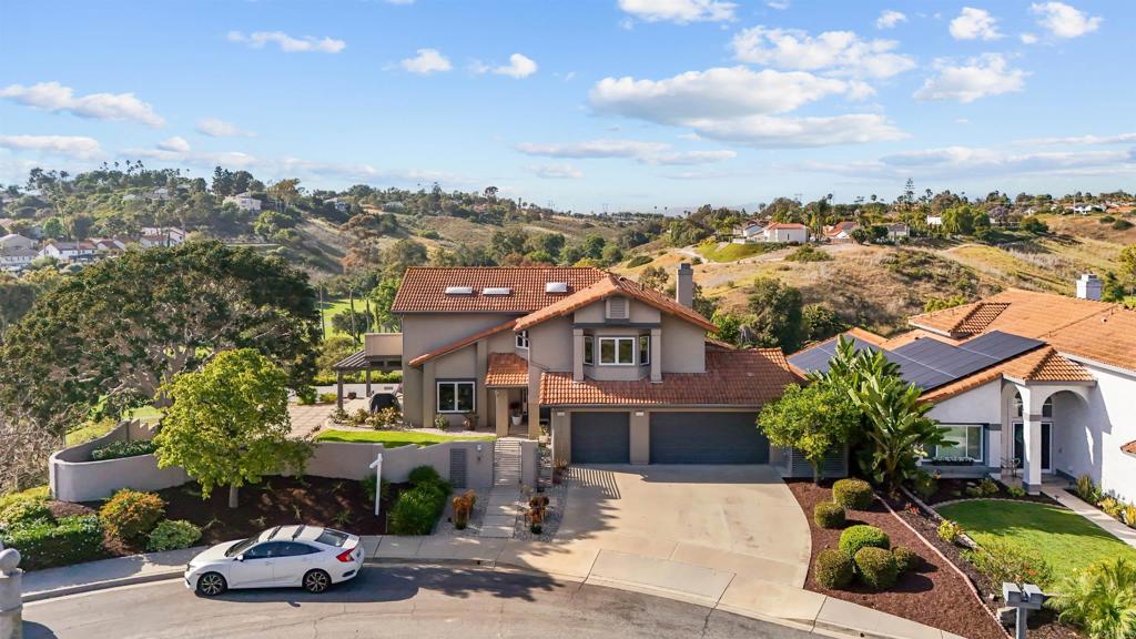 2304 Back Nine Street - photo 4