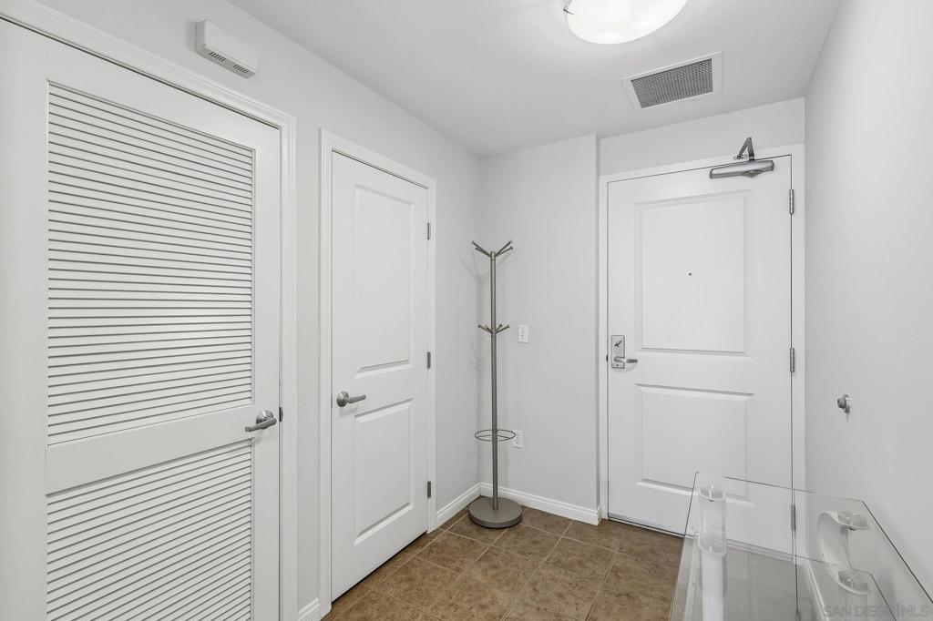 206 Park Blvd - photo 9