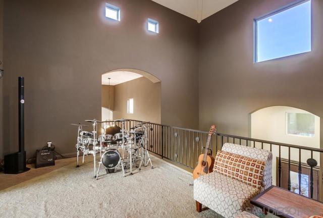 13037 Yerba Valley Way, Lakeside CA: https://media.crmls.org/mediaz/46a772b9-c970-44ad-b15c-2edab5825303.jpg