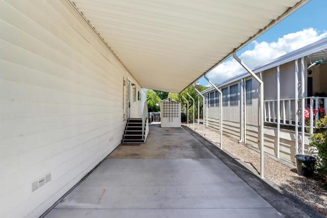 138 Quail Hollow Drive, San Jose CA: https://media.crmls.org/mediaz/46a8128b-5eb9-4aa2-9c63-9423215d23ca.jpg