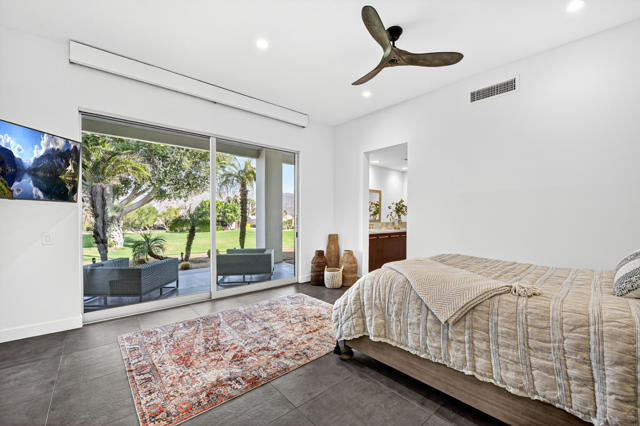 49120 Sunrose Lane, Palm Desert CA: https://media.crmls.org/mediaz/46a8d13d-449c-4d8a-abc6-71a36166a589.jpg