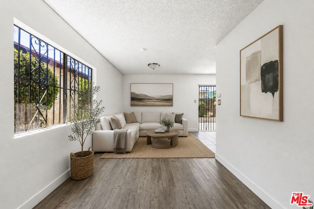 MLS #26860953 image #1